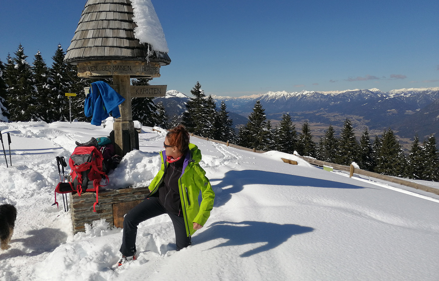 odmorište zatrpano snijegom