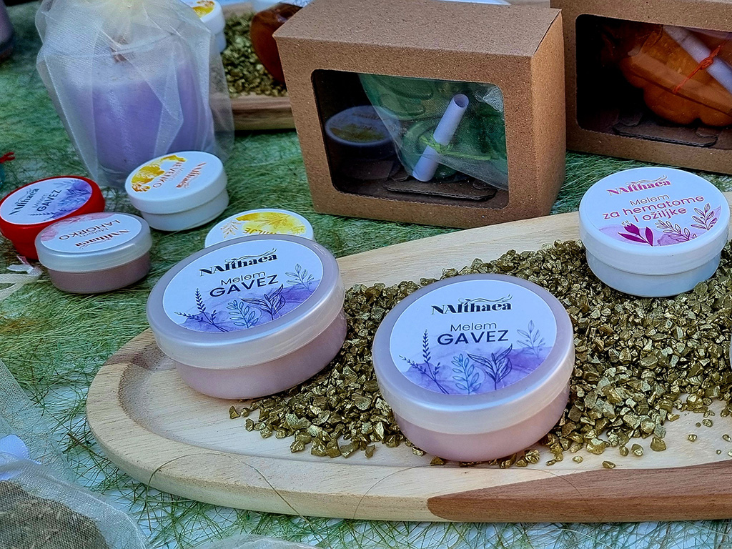 poklon paket i kreme